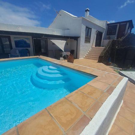 Tipica Lanzarote House Only Adults Bed & Breakfast Tias Luaran gambar