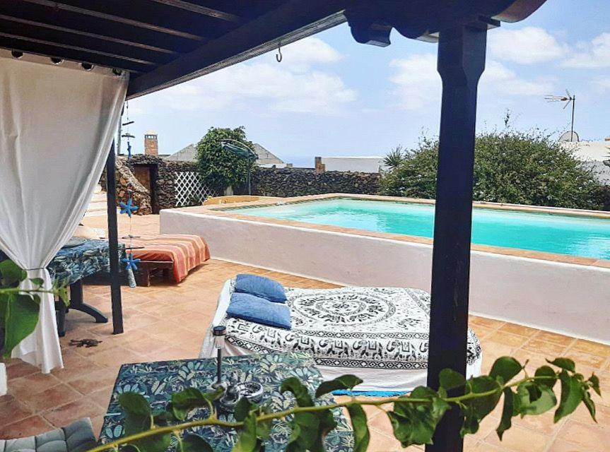 Tipica Lanzarote House Only Adults Bed & Breakfast Tias Luaran gambar