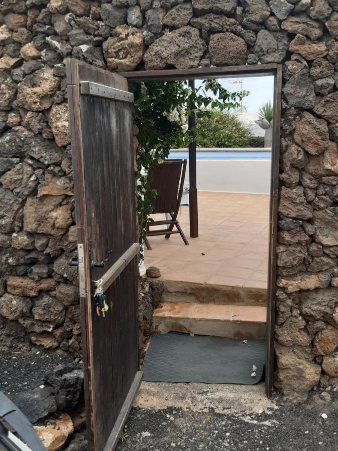 Tipica Lanzarote House Only Adults Bed & Breakfast Tias Luaran gambar