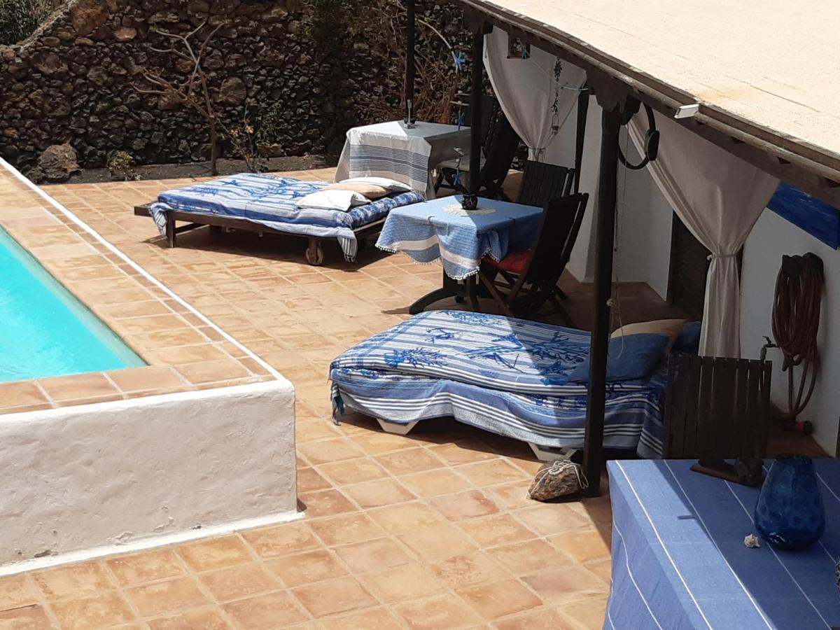 Tipica Lanzarote House Only Adults Bed & Breakfast Tias Luaran gambar