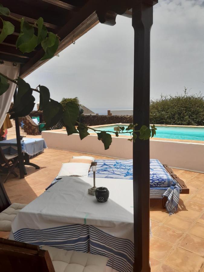 Tipica Lanzarote House Only Adults Bed & Breakfast Tias Luaran gambar