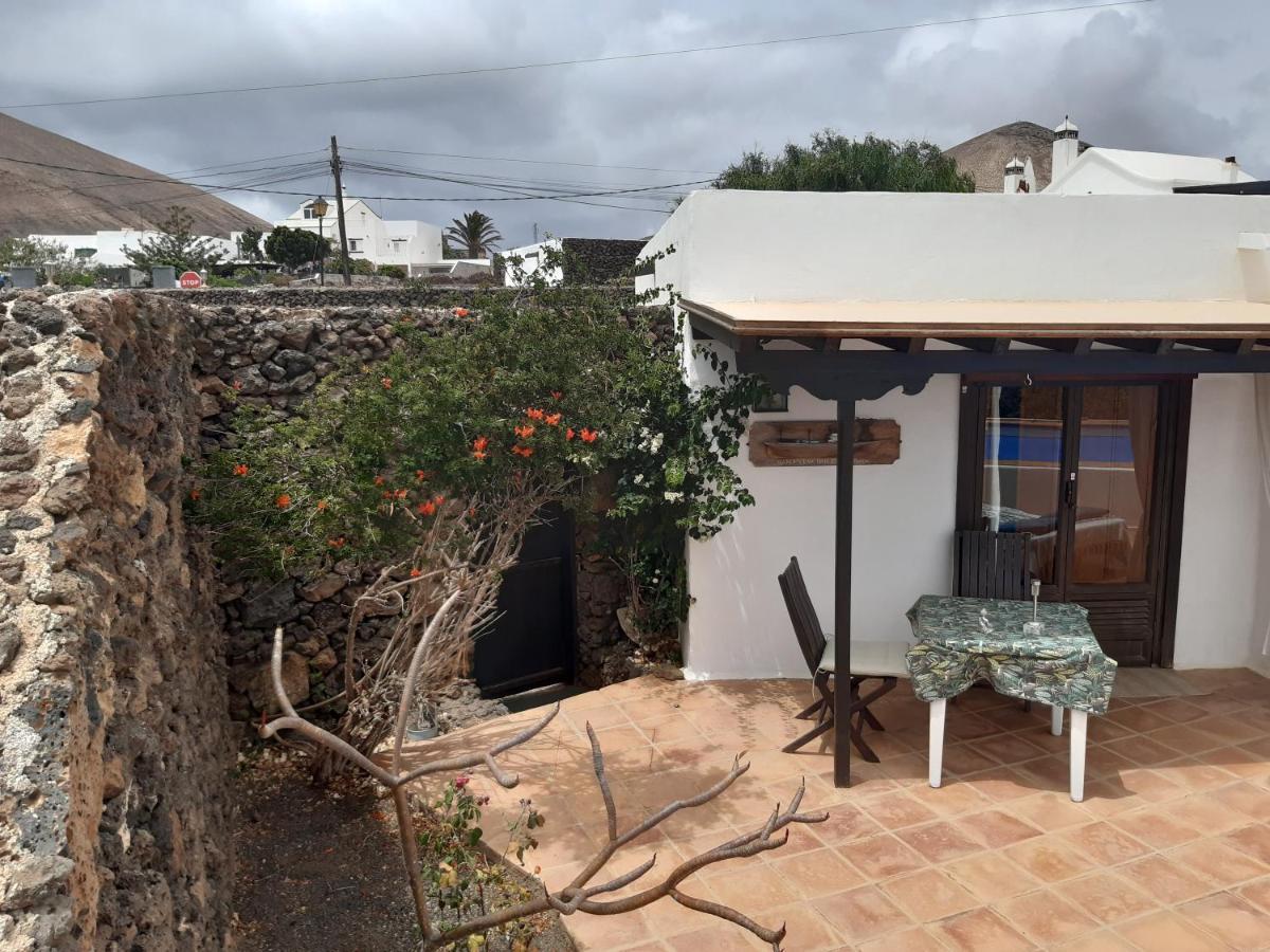 Tipica Lanzarote House Only Adults Bed & Breakfast Tias Luaran gambar