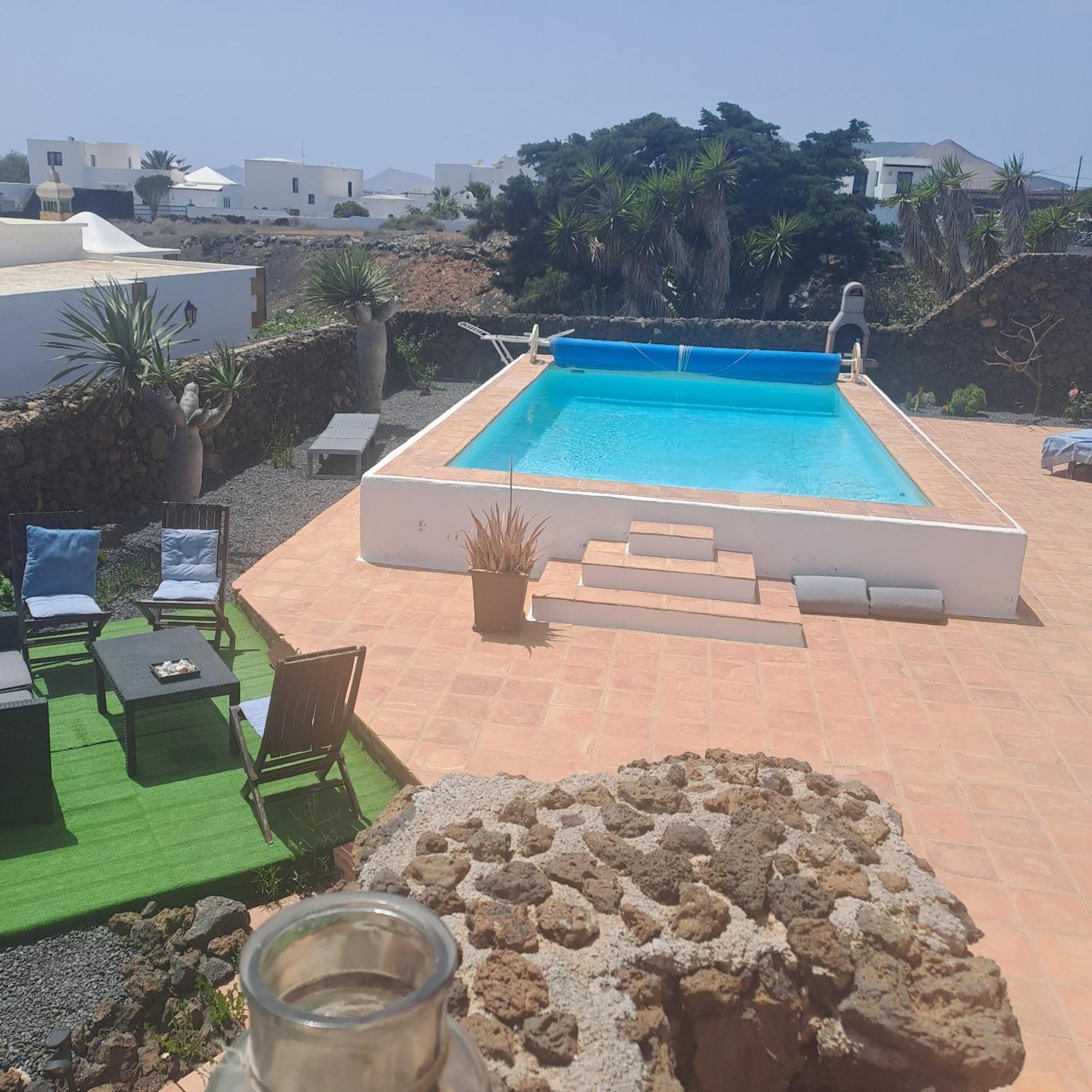 Tipica Lanzarote House Only Adults Bed & Breakfast Tias Luaran gambar